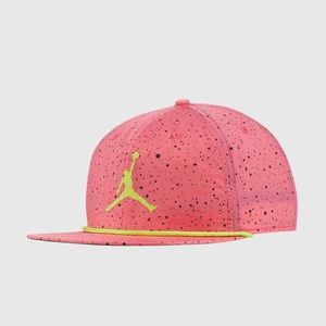 Nike Jordan Pro Poolside Snapback Hat Mens Neon pink NWT Beach hat